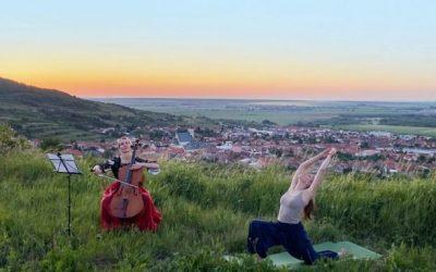 [hudobné video] Oslava života – Pozdrav slnka a skladba Hallelujah